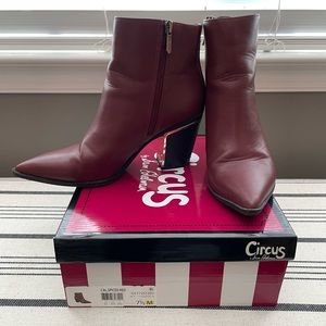 Circus by Sam Edelman Cal Bootie - Spice Red - Size 7.5
